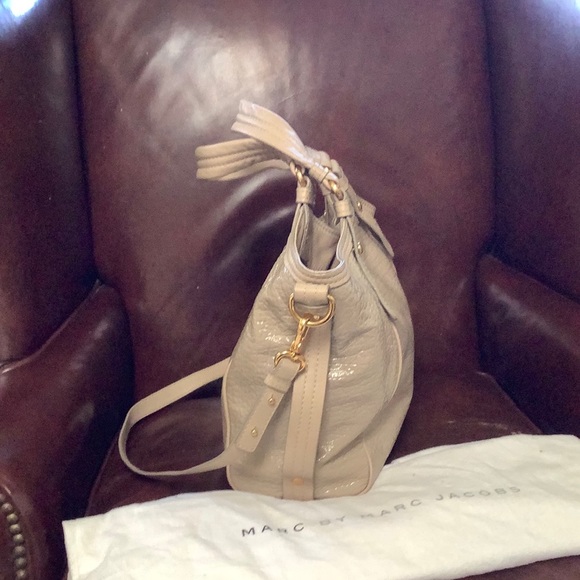 Marc by Marc Jacobs Handbag - Picture 4 of 10